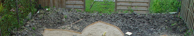De houten bekisting voor het groene beton